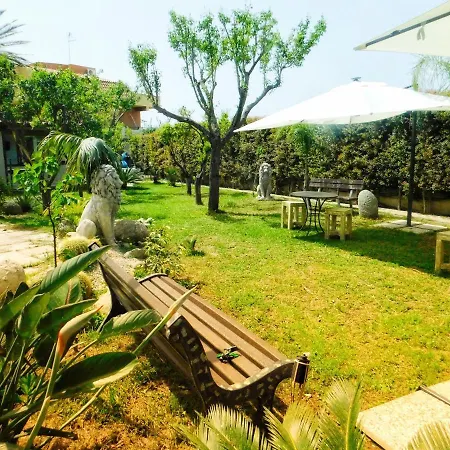 Bed & Breakfast Afrodite Accomodation-rooms With Service