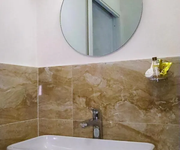 Afrodite Accomodation-rooms With Service 住宿加早餐酒店 4*