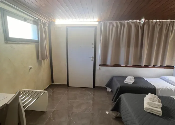 Afrodite Accomodation-rooms With Service 4*