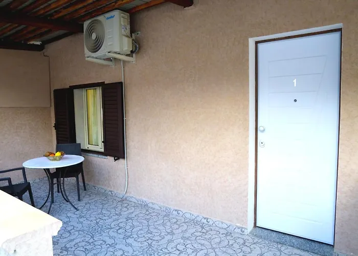 Afrodite Accomodation-rooms With Service 4*