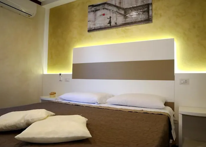 Afrodite Accomodation-rooms With Service Couette-café