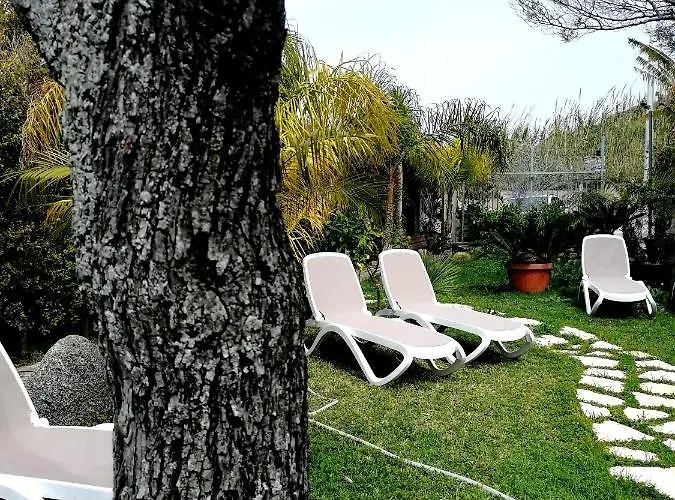 Afrodite Accomodation-rooms With Service Panzió Tropea