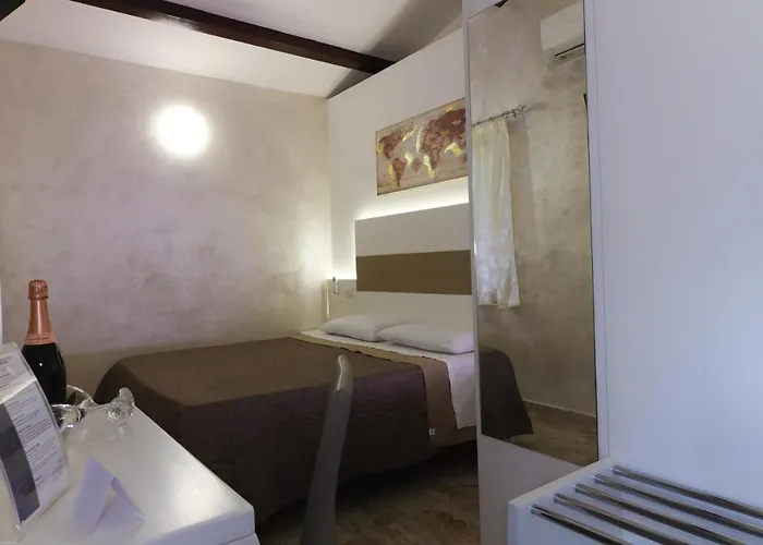 Couette-café Afrodite Accomodation-rooms With Service 4*