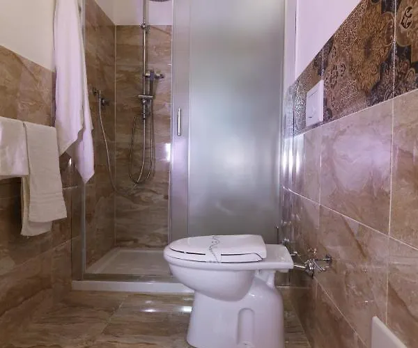 Afrodite Accomodation-rooms With Service 4*