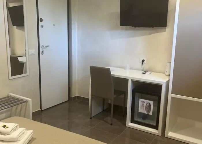 Afrodite Accomodation-rooms With Service Tropea