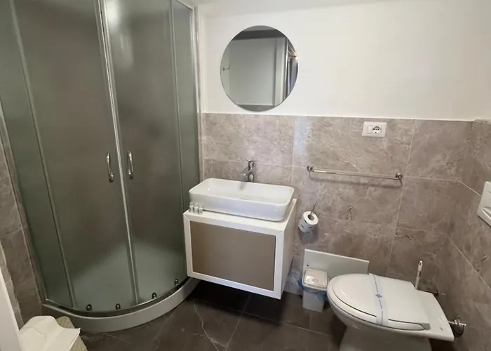 Afrodite Accomodation-rooms With Service Panzió 4*